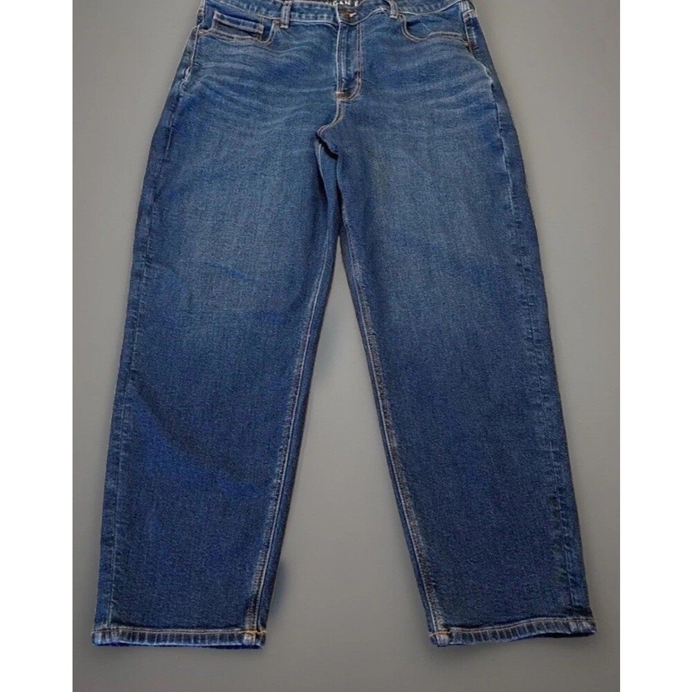 American Eagle Stretch Mom Jeans Womens Size 16 Straight Leg Classic Blue Jeans